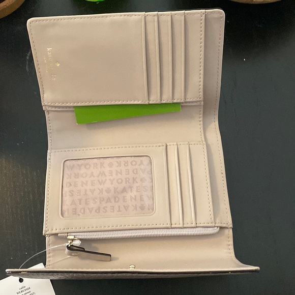 Kate Spade Beige Wallet - Picture 2 of 4
